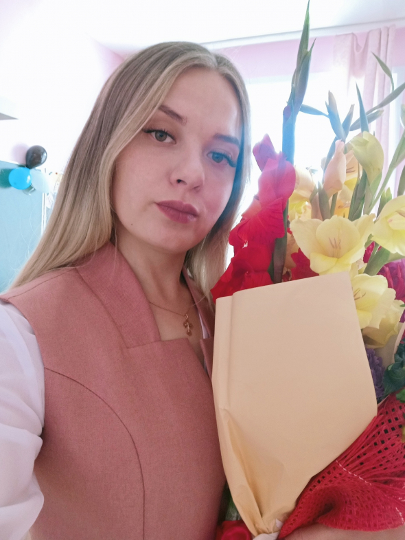 Степанова Лариса Николаевна.